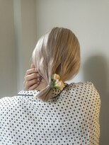 ビューズ(VIEWS)&nbsp;ホワイトブロンド/ブリーチカラー/ヘアアレンジ[表参道]