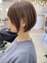 ロミー 本厚木(ROMMY.) 20代~50代☆くびれショートレイヤーカット前髪あり髪質改善