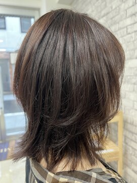 ソメリエヘアー(somelie hair) オリーブグレージュミディアムレイヤー