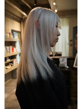 ココモ(KOKOMO) 【三野隼澄】ホワイトカラー