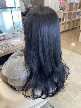 ヘアーサロンAmyu【3月1日NEW OPEN(予定)】 透明感たっぷりブルーブラック