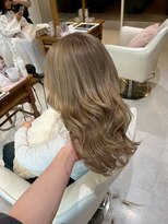 スペックホルダーミミ(Spec Holder mimi)&nbsp;ミルクティーベージュ　11.25クラゲヘアー小顔