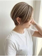 ガガ(GAGA)&nbsp;「極細ハイライト」 アッシュグレー×極細ハイライト