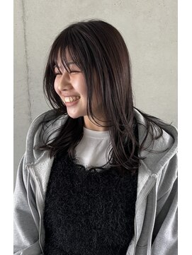 シー(she.) 透明感カラー　レイヤーカット