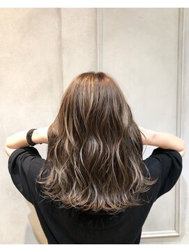 シエル 千葉店(CIEL) ゆる波ウェーブ×ハイライトシルバーグレージュ【CIEL千葉店】