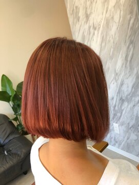 デイジー(Daisy) ショートボブ×ハイトーンピンク