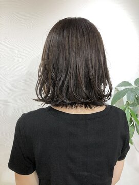 ログ ヘアー(LOG HAIR) 切りっぱなしネイビーアッシュ