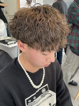 フィフス 原宿(fifth) ツイストスパイラルパーマセンターパートコンマヘアマッシュ