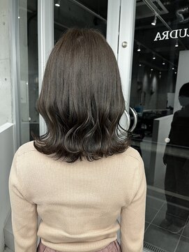 アルドラ(ALUDRA) くびれヘア