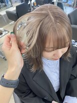 ペレ 栄店(PELE)&nbsp;黒髪/グレーベージュ/レイヤーロング/ブリーチ/栄/名駅