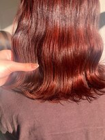 ケイト(kate) 【kate 大宮】チェリーレッド×波巻きミディ