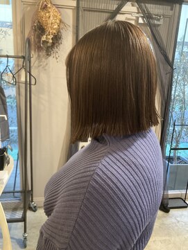 スアバイキキ(SuA by kiki.) 黒髪カタログ/ボブルフ/ネビージュ/ワンレン/小顔スタイル[千葉]