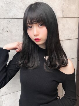 アフロート トウキョウ(AFLOAT TOKYO) 黒髪艶髪ぱっつん前髪小顔顔まわりカットふんわりヘア