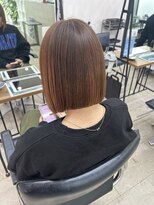 ケーオーエスピンク(K O S pink)&nbsp;パツッと切りっぱなしボブ