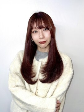 レイヤーカット × ボルドーブラウン