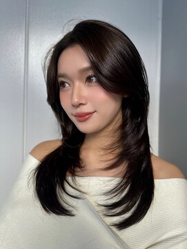 ウィクシーミミ 栄矢場町店(wixy mimi) レイヤーカット