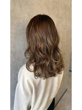 ポリマン 西新井(poliment) 明るめ透明感ヘアカラー 巻き髪/パーマとも相性○