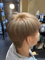 烏来&nbsp;ブリーチありのベージュ系ハイトーン