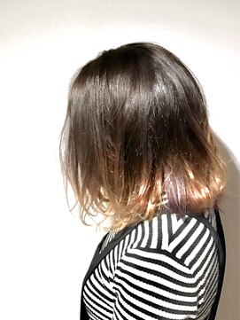 アディクト 綾瀬(ADDICT) 【ADDICT_YuuYa】ニュアンスボブ_グレージュひし形シルエット