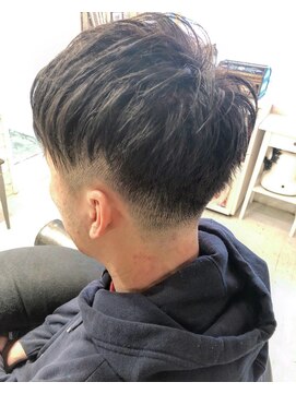 ヘアー アトリエ エゴン(hair atelier EGON) 前下がりショート