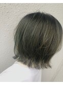 オリーブカラー/カーキベージュ/切りっぱなしボブ/ショート