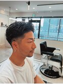 フェード　ツーブロック　パーマ　バーバー　床屋