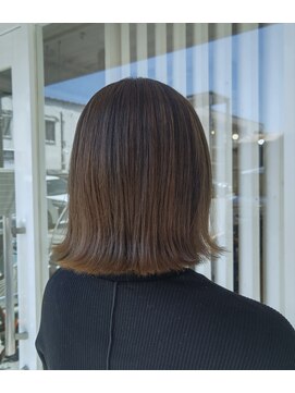 リノ(Lino) 切りっぱなしスタイル×グレージュダブルカラー