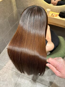 セントラル 三宮店(central) 【神戸三宮】メルティカラーフェミニンロング似合わせカット
