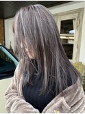白髪ぼかし/イメチェン/ホワイトブロンド/外ハネボブ/美髪