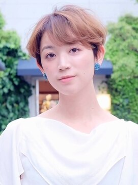 ビュートリアム 福岡(BEAUTRIUM) 【360度美シルエット】骨格補正で叶える、ふんわり丸みショート