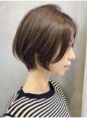 ショートヘア顔周りレイヤーブリーチダブルカラーショートボブ