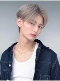 《Agu hair》【メンズ】ハイトーンで魅せる韓国風センターパート