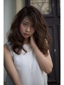 カリン (carin) ふんわりパーマ【carin 川崎】