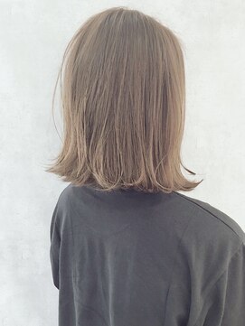 ムウ 難波(MOU) ハッシュカットフルバング似合わせカットレッドブラウン20代30代