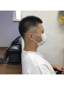 南フランス風ヘアブティック シェルクレール フェード×ツーブロ