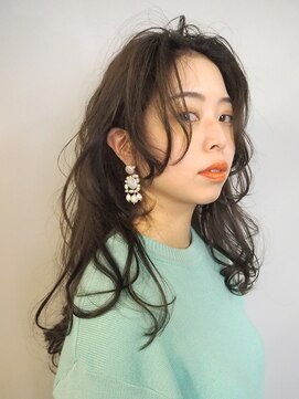 スエシカ(hair&foliage suecica) やわらかニュアンスウェーブ