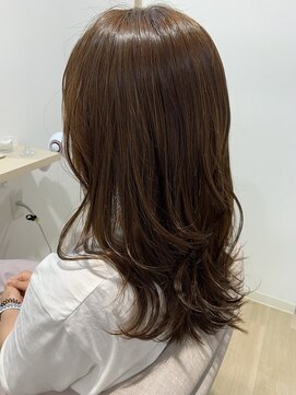 シーナ(scena) 艶髪矯正×カッパーブラウン