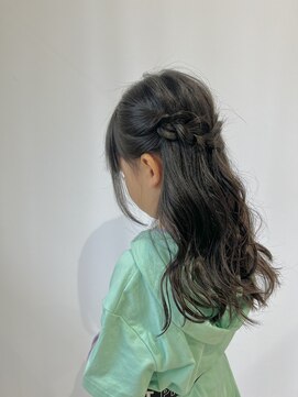 ブロッサム 若葉店(Blossom) キッズカット MIX巻き 簡単アレンジ