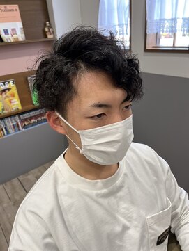 リヴァイヴ(revive) カット+パーマ