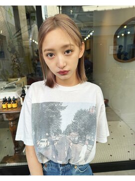 ヒュージ 三軒茶屋(huge) 外ハネボブミディアム×ニュアンスカラー_20代30代