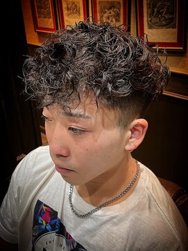 ヒロギンザバーバーショップ 大宮店(HIRO GINZA BARBER SHOP) スペインカール フェード 大宮 ヒロ銀座 パーマ