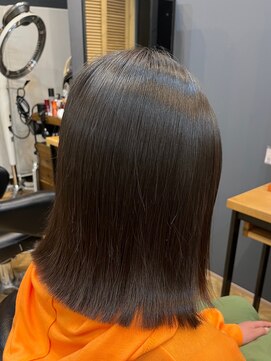 アルター(aL ter) ぱつっと外ハネロブ