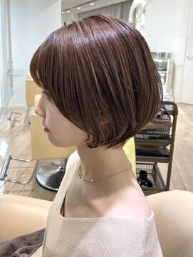 テュケー(TYCHE) ひし形シルエットの前下がりショート/20代/30代/40代/50代丸み