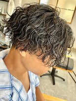 フゥ 宇都宮(FeU)&nbsp;波巻きパーマツイストスパイラルパーマメンズマッシュパーマ