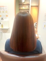 ヘアー グリーン(hair green)&nbsp;30代40代50代/ハイライトカラー/ミディアムストレート/オレンジ