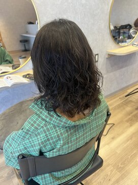 ボーンブライト(born bright) ミドルスパイラルパーマ