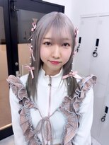 リル ラウム 原宿(LiL Raum)&nbsp;ホワイトシルバー