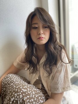 パドゥドゥー(pas de deux)の写真/40-50代の方におススメ◎艶感＆潤いに大満足。髪質改善や酸性ストレートで、憧れの柔らかな美髪を叶えます