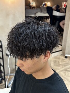 ボンドストーリールミエール(Bond Story lumiere) 名古屋/メンズカット/メンズパーマ/眉毛/ツイストスパイラル