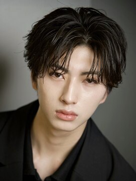 ルーシー 川越(LUCEY) センターパートフェザーパーマシャドウパーマメンズパーマ